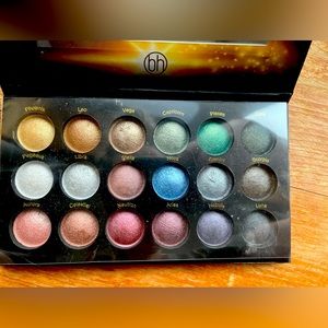 BH COSMETICS - SUPERNOVA - 18 COLOR BAKED EYESHADOW PALETTE 🎨